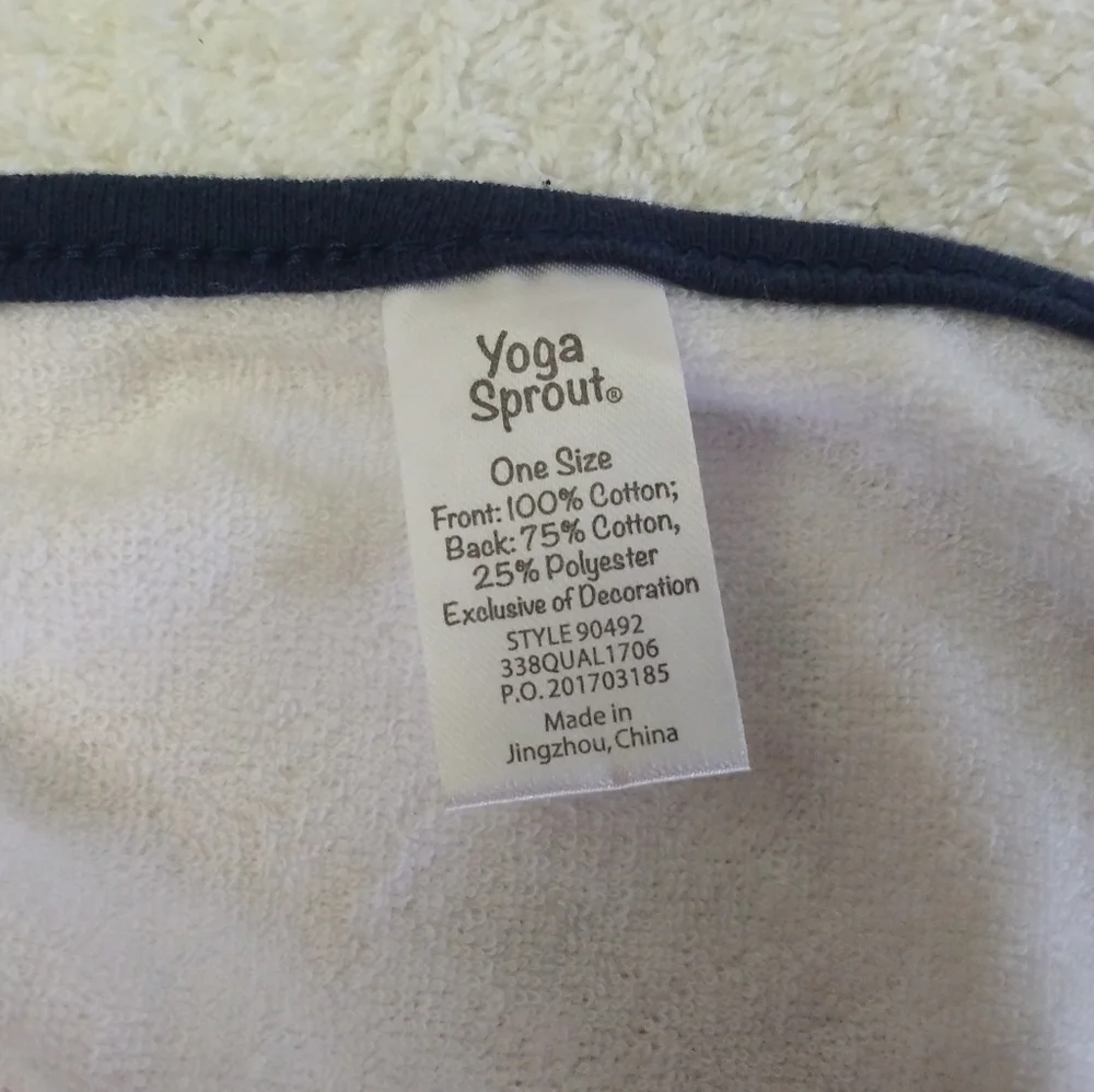 3/$10 🌟 NWOT Yoga Sprout Baby Bib 